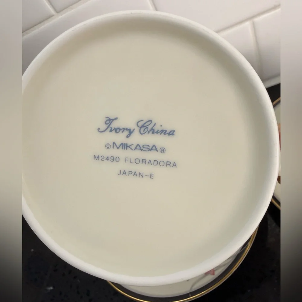 Mikasa Floradora Ivory China Flat‎ Cup & Saucer Set of 2 Japan Discontinued